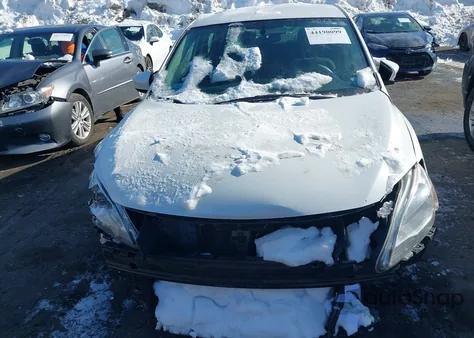 2014 Nissan Sentra S z USA, uszkodzony, nr VIN 3N1AB7APXEL687729